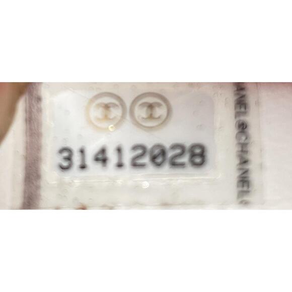 Chanel 19 Round Clutch With Chain #239122C21B - Picture 6 of 6